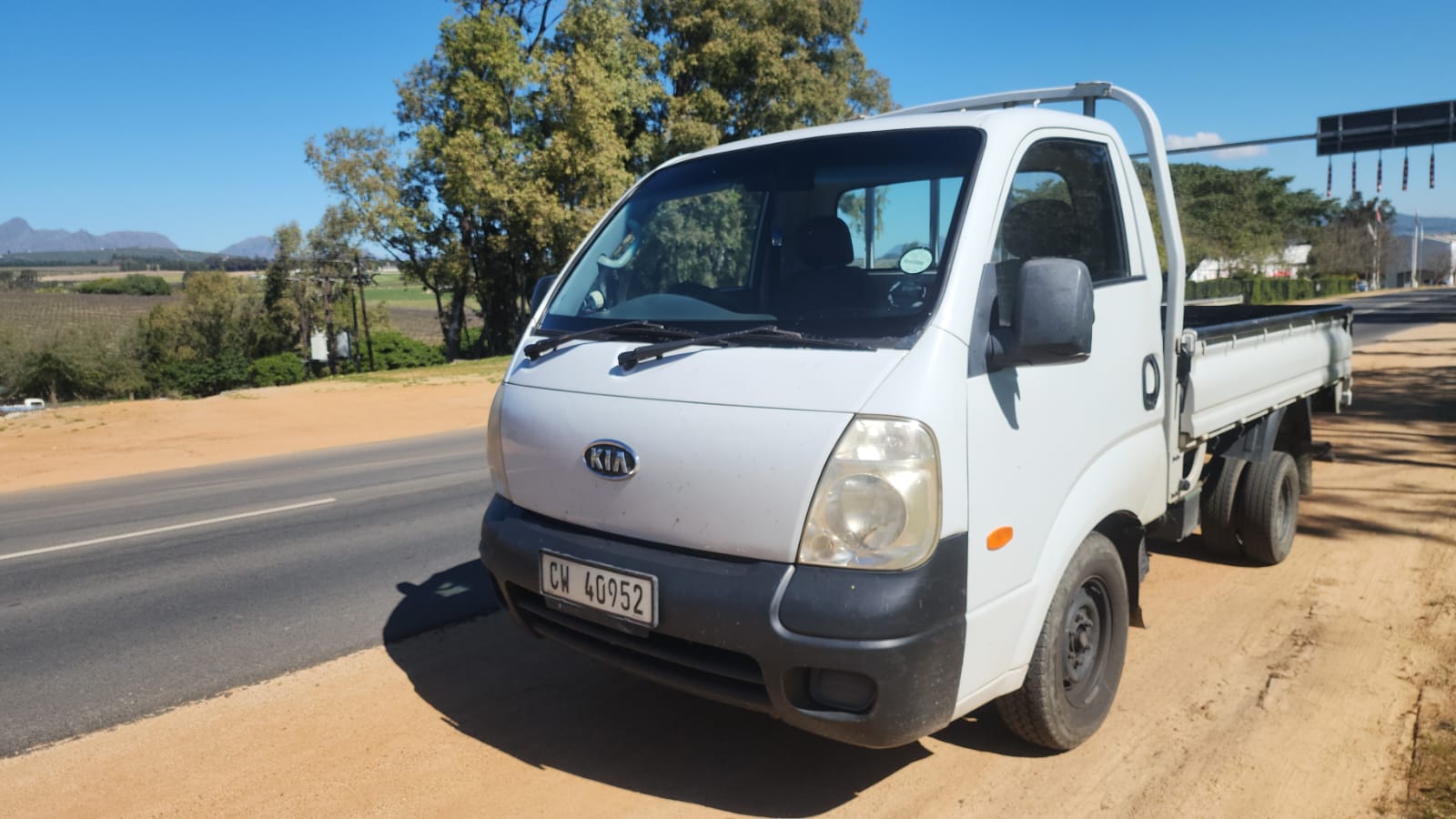 Prestine Kia K2700 Tipper